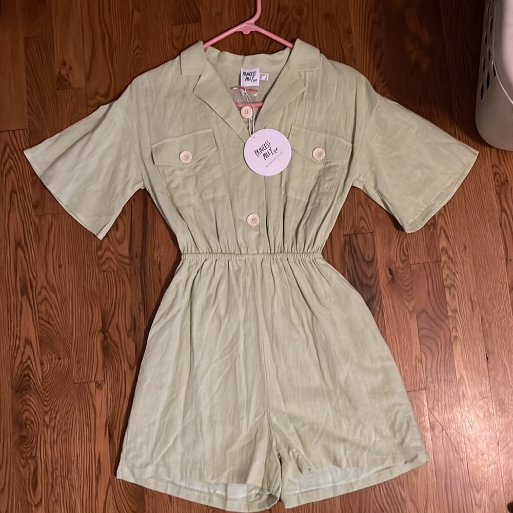 NWT PRINCESS POLLY LIGHT GREEN ROMPER